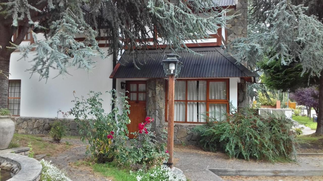 Cabanas Luz De Luna San Martin de los Andes Bagian luar foto